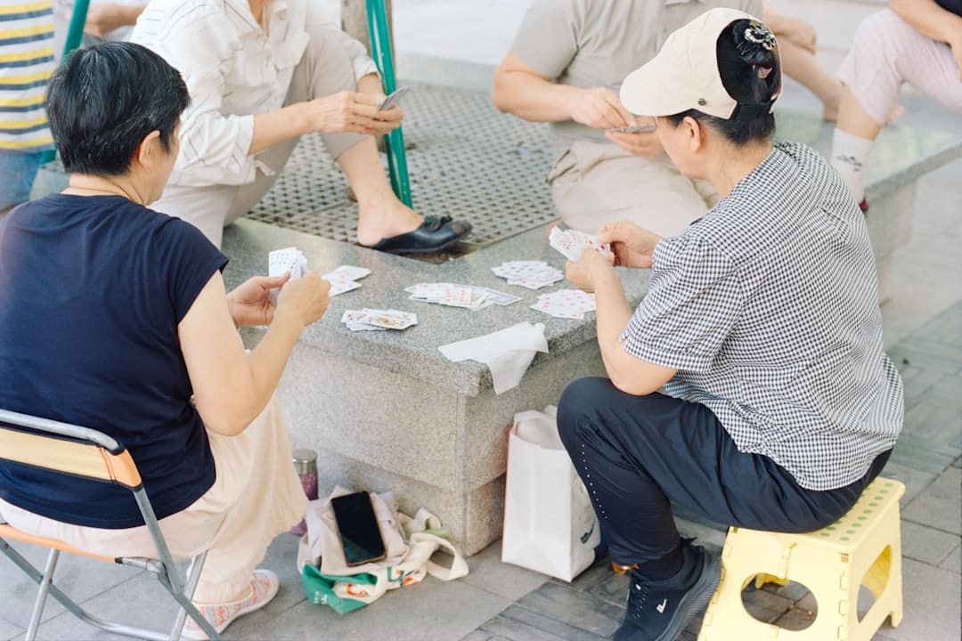 华鑫证券给予荣盛石化“买入评级”